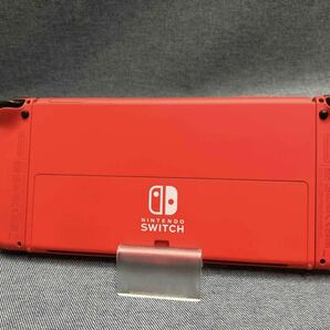 Nintendo Switch ニンテンドースイッチ 有機ELモデル マリオレッド 本体の画像3