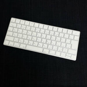 中古☆Apple Magic Keyboard マジックキーボード MLA22J/A A1644 アップル パソコン Bluetooth 動作良好 送料無料