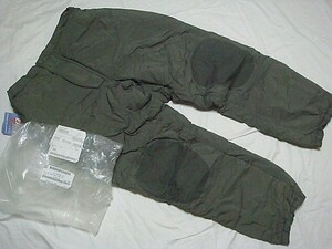 PCU-L7 / Halys / プリマロフト / パンツ / MEDIUM-REGULAR / タグ付き新品 / 米軍実物 / Level7 / SEKRI /