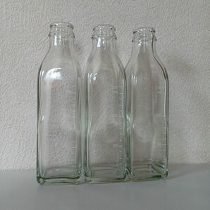メモリ付き ガラス瓶 空き瓶　フラワーベース