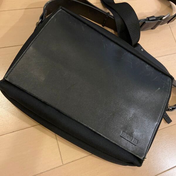 コシノヒロコ ビス ショルダーバック