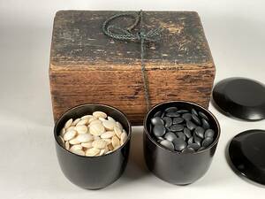  Go stones Edo era era boxed white clam 187 piece .. black stone 188 piece Go 