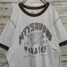 MLB PITTSBURGH PIRATES ピッツバーグ・パイレーツ ブラウン リンガーtシャツ ビッグロゴ 刺繍ロゴ＆プリント 半袖tシャツ 人気のＬ_画像6