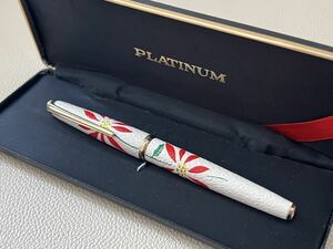 ◯ PLATINUM プラチナ 万年筆 花柄 レザー ペン先刻印 18K 革巻き レトロポップ 文房具 筆記未確認 ◯