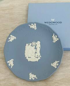 ◆ Wedgwood ウエッジウッド イヤープレート 1999年 飾り皿 プレート皿 箱付き 保管品◆
