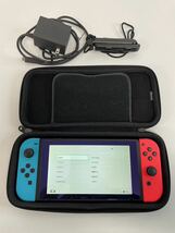 Nintendo 任天堂　Switch スイッチ　HAC-001 初期化済・動作確認済_画像1