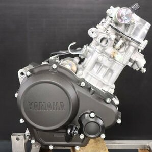 激安！YZF-R15M純正実動エンジンAssy！V4/2022～/現行モデル/YZF-R125の画像1