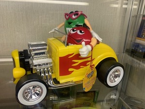 m&m's ディスペンサー クラシックカー