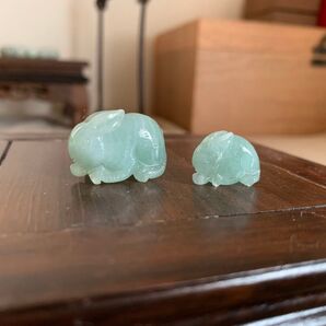 ミャンマー翡翠彫物 翡翠 うさぎ 兎 置物 ネックレストップ 2個