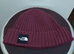 送料無料！ 匿名配送！ THE NORTH FACE ノースフェイス ニット帽 赤系(えんじ色？) ニットキャップ