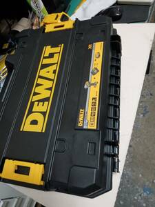 デウォルト DEWALT 1/2(12.7mm) ブラシレスインパクトレンチセット DCF891P2T 中古品 送料無料