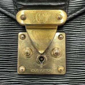 ルイヴィトン【美品】LOUIS VUITTON ブリーフケース エピ セルヴィエット アンバサダー グレインレザー 本革 A4収納可 ビジネス メンズの画像3