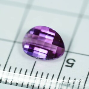 1.58ct ピクセルカット シンセティックサファイア 806の画像5