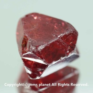  spinel type ..3.00ct 890