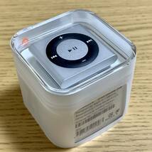 【新品未開封】 Apple アップル iPod shuffle 本体 第4世代 2015年モデル シルバー 2GB MKMG2J/A アイポッドシャッフル 外装フィルムつき_画像7