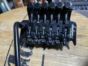 Jackson by floyd rose locking тремоло с подлокотниками . floyd rose Jackson special специальный 