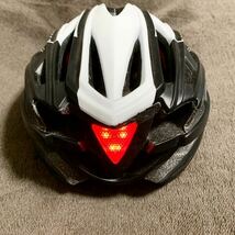 ◆Shinmax 自転車用ヘルメット◆EN1078マーク LEDライト 57~62cm 磁気ゴーグル付 ロードバイク CPSC認定済み サイクリング_画像3