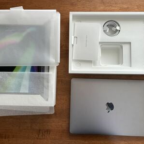 Apple Macbook Pro 13-inch M2 512GB 16GBメモリ スペースグレイ 充放電回数18回の画像5