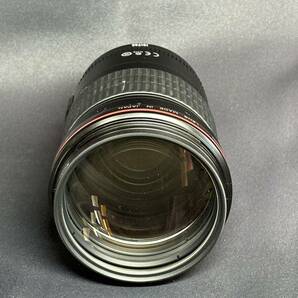 Canon キャノン EF 135mm f/2L USM カメラレンズ フード 取説 箱付 美品の画像3