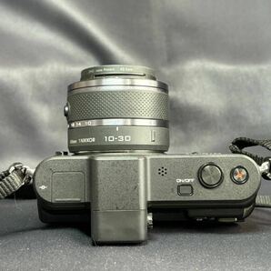 Nikon ニコン Nikon1 V1 デジタルミラーレス一眼/カメラレンズ 1NIKKOR 10-30mm 1:3.5-5.6 VR φ40.5 動作品の画像4