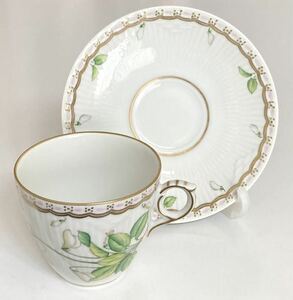  Royal Copenhagen flora mites ka group day person himself the first. pe Inter Ishii .. cup & saucer rare goods 