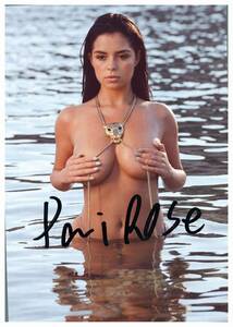 ☆　デミ・ローズ　Demi Rose　2L判　サイン写真　COA簡易証明書付