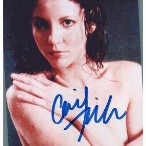 〇 キャリー・フィッシャー Carrie Fisher 2L判 サイン写真 COA簡易証明書付の画像1