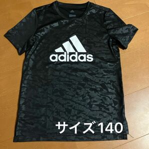 サイズ140 adidas Tシャツ