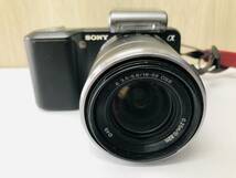 SONY/ソニー/NEX-3/レンズ/SEL 1855/E 3.5-5.6/18-55 OSS/0.25ｍ/0.82ft/ミラーレス一眼レフ/デジタルカメラ/ストラップ付/動作未確認_画像2