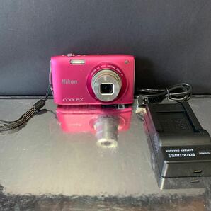 Nikon ニコン コンパクトデジタルカメラ COOLPIX S3300 デジカメ デジタルカメラ 25014774の画像1