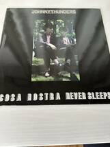 激レア　ジョニー・サンダース　COSA NOSTRA NEVER SLEEPS 貴重なLIVE音源　インナー付き！　　　johnny thunders _画像2