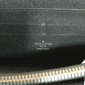 ◆中古品◆Louis Vuitton ルイヴィトン エピ 長財布 ジッピーウォレット 黒 ブラック メンズ 保管袋 箱付き R62452NIの画像9