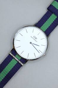 ☆時計 ☆Daniel Wellington (ダニエルウェリントン)☆DW-0205DW☆W文字盤 メンズ クォーツ 腕時計☆未使用品・電池交換済『VRW-68』