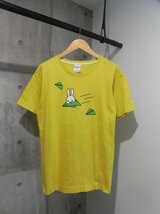 CUNE キューン POST 紙飛行機 ウサギ プリント 半袖 TシャツL/黄 イエロー/メンズ/コロスウサギ マンモス うさぎ_画像2