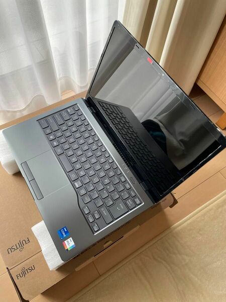 富士通 LIFEBOOK MH 未使用品