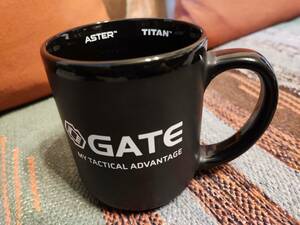 GATE TITAN ASTER STATUS QUANTUM TRIGGER マグカップ 