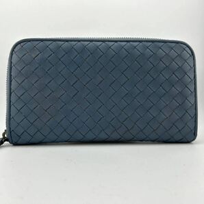 【美品】BOTTEGA VENETA ボッテガヴェネタ 長財布 イントレチャート ラウンドファスナー レザー 本革 メンズ ビジネス 財布 ブルー 水色 の画像2