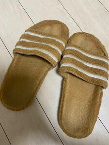 adidas サンダル スリッパ