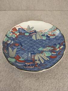 皿　染錦宝珠紋　龍峰窯　飾り皿　オブジェ　13.5センチ