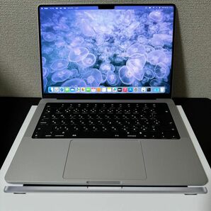 【超美品】 MacBookPro 14インチ M2Pro メモリ16GB/SSD2TBシルバー