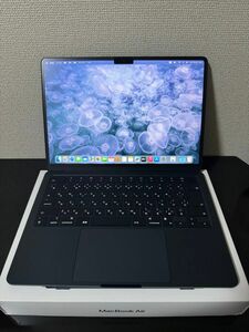 【超美品】MacBook Air M2チップ　メモリ16GB/SSD256 2022年13インチ ミッドナイト