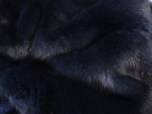 毛皮 染めカラーミンク ブルー系 シェアード加工 毛皮コート fur 本物毛皮 リアルファー ショート丈 着丈60cm 裾周囲 130cm club藤(1052)_画像8