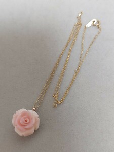 1000円スタート！！K10　コンクシェル　薔薇　デザインペンダント　全長約40cm　レア商品