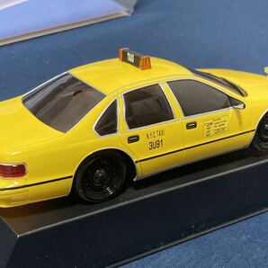 京商 ミニッツ AWD ボディ シボレー カプリス 1996 タクシー イエローキャブ MZX107Tの画像3