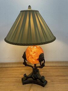 Art hand Auction Retrait direct uniquement MAITLAND SMITH Lampe de table UK Finest Sculpture Classic Handmade Fukuoka [NK5744], éclairage, lampe de table, support de table