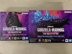 S.H.MonsterArts GODZILLA FROM GODZILLA x KONG: THE NEW EMPIRE (2024) ＆KONG FROM GODZILLA x KONG: THE NEW EMPIRE (2024)