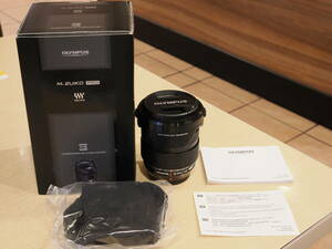 OLYMPUS M.ZUIKO DIGITAL ED 12-40mm F2.8 PRO■□付属品すべてあり□■ほぼ新品