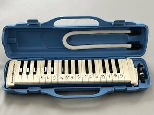 * SUZUKI melody on Piaa nikam-32c melodica used blue blue 30971