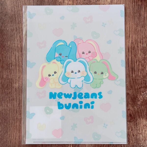 newjeans bunini コラボカフェ 限定 A4 クリアファイル　パワパフ