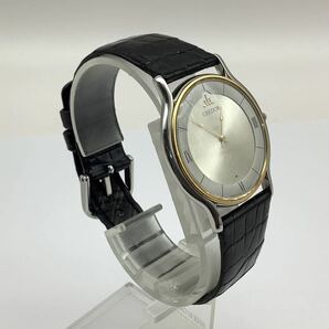 59 ジャンク 不動品 SEIKO セイコー 5A74-0020 CREDOR クレドール 18K BEZEL ベゼル クォーツ メンズ腕時計 ケース付 取説付の画像4